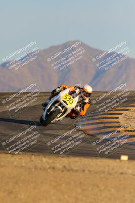 media/Dec-16-2023-CVMA (Sat) [[bb38a358a2]]/Race 13 Amateur Supersport Middleweight/